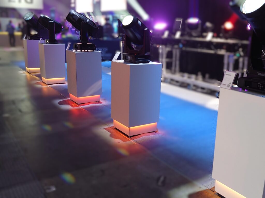 展示什器　イベント会場にて